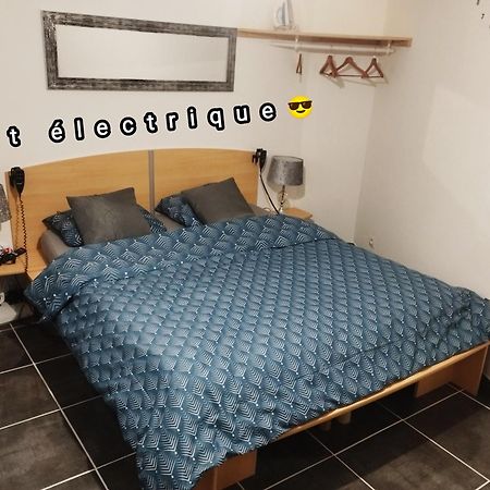 Appartement Avec Cour Plein Centre 富瓦 外观 照片