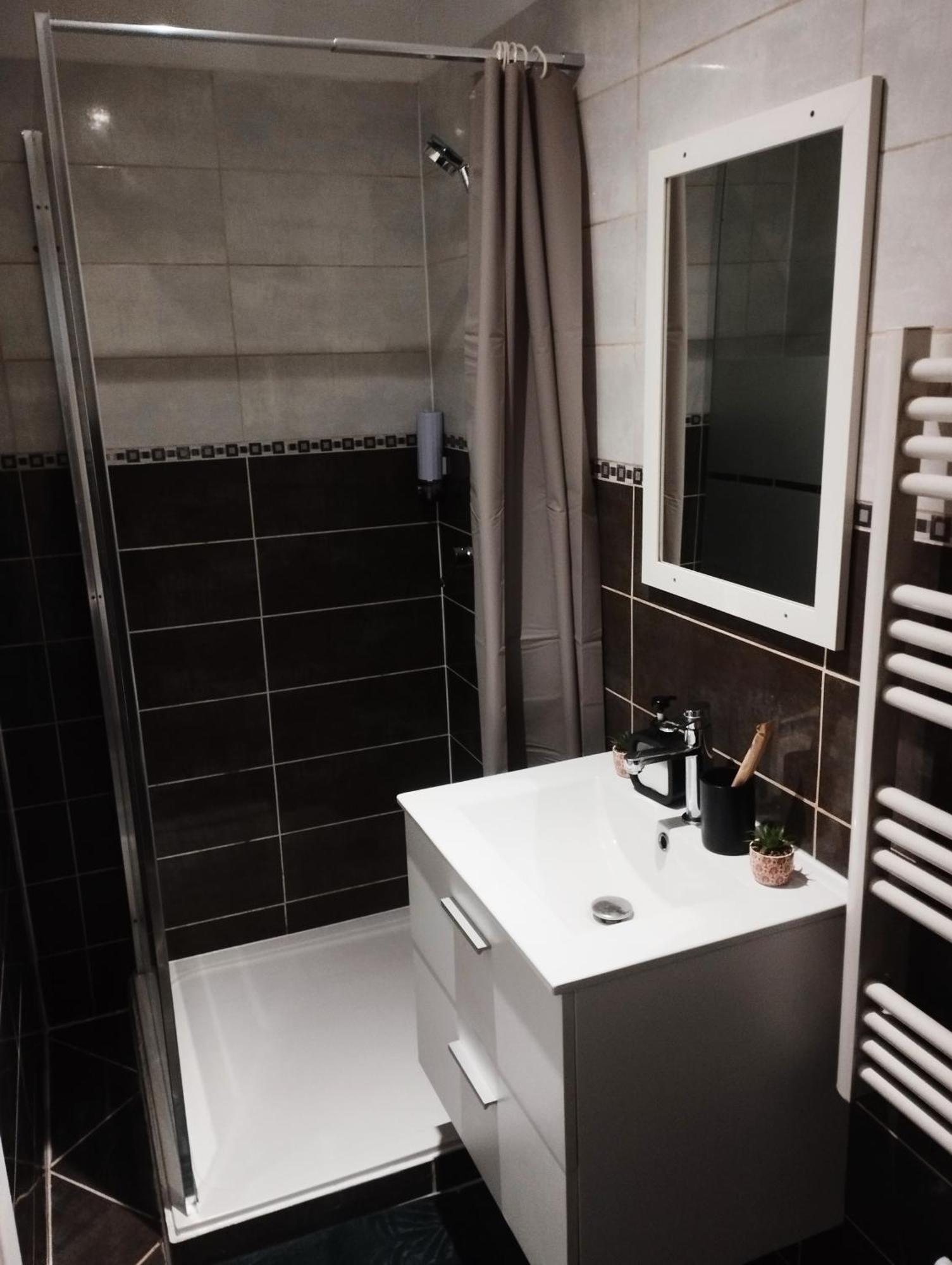 Appartement Avec Cour Plein Centre 富瓦 外观 照片