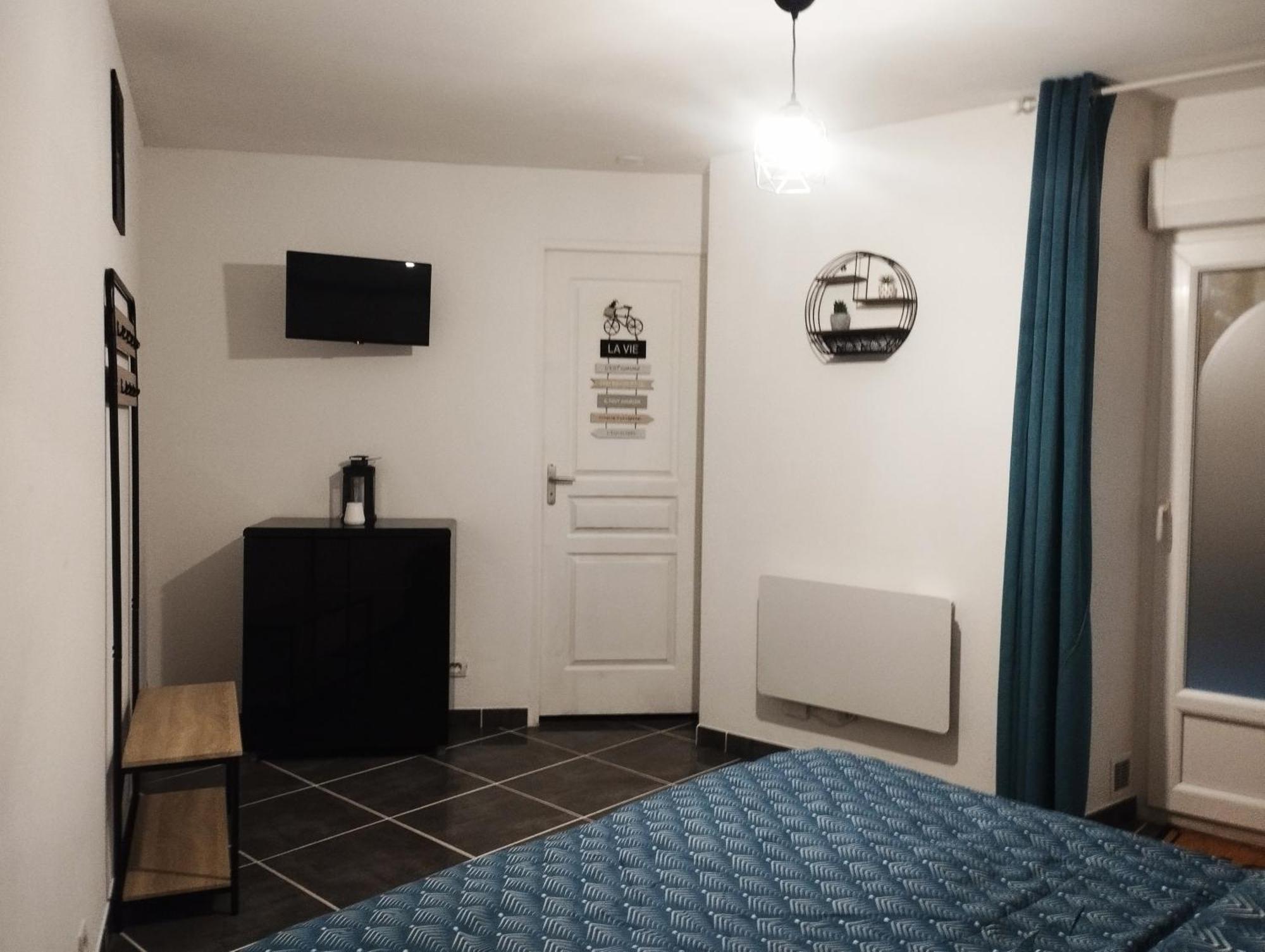 Appartement Avec Cour Plein Centre 富瓦 外观 照片